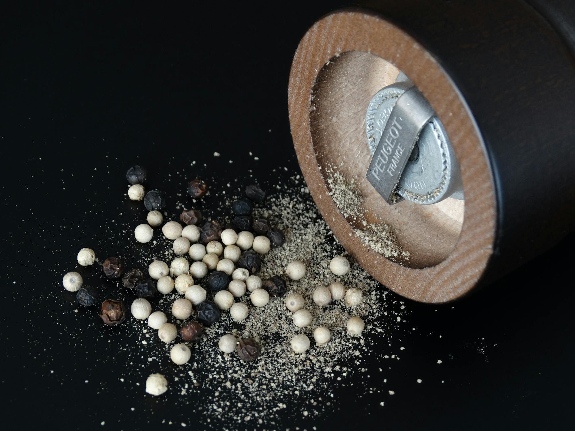 salt and peppers